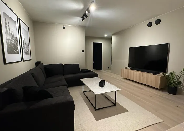 The Tenth Apartamento