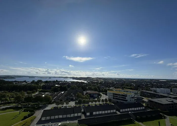 The Tenth Apartment *